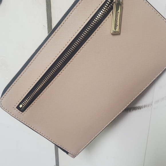Kate Spade Wristlet Purse - Picture 3 of 4